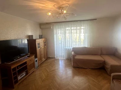 Apartment. Feodosyiska Street, Kyiv