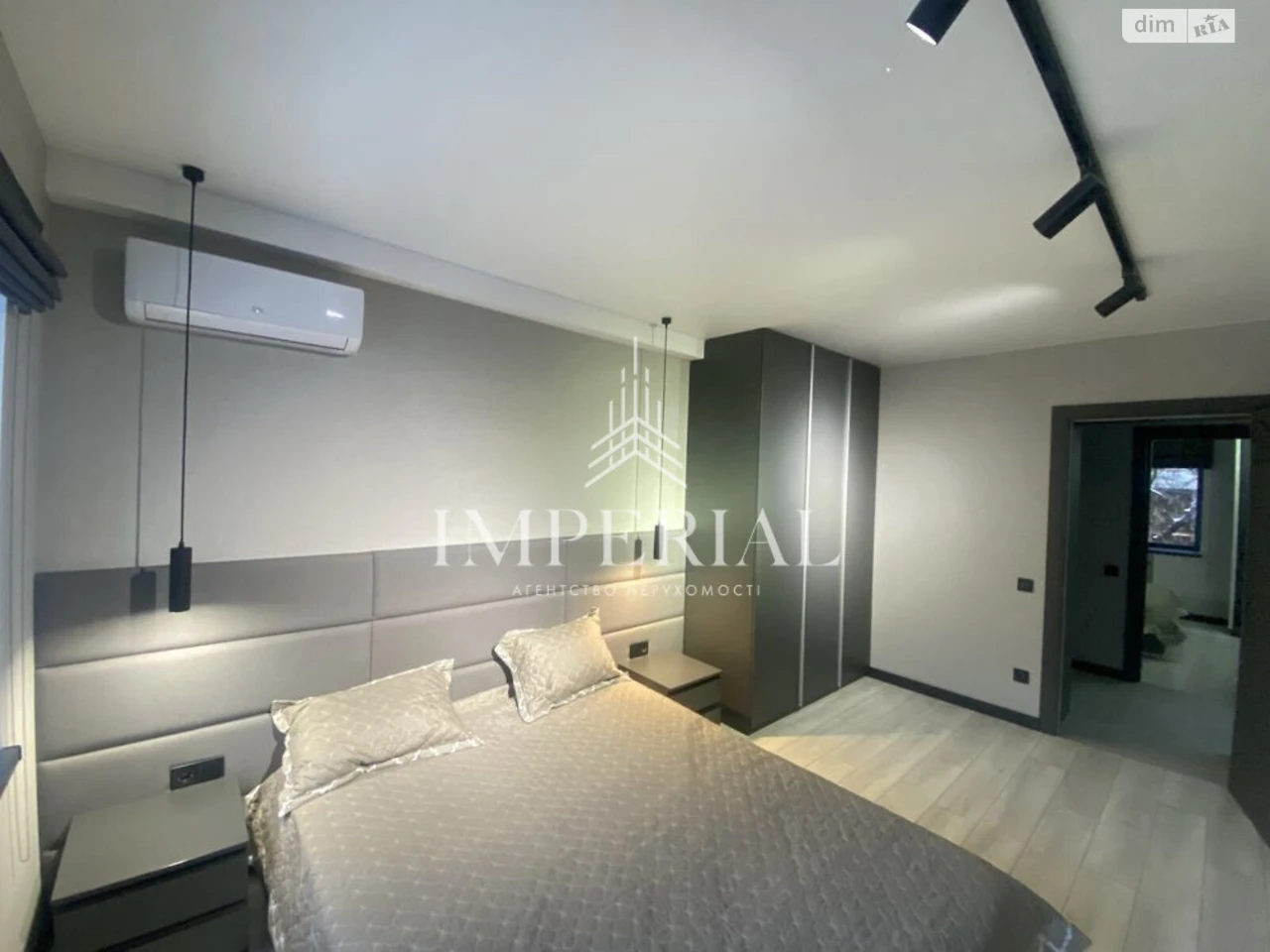 Long-Term Rental Apartment, Holosiiv