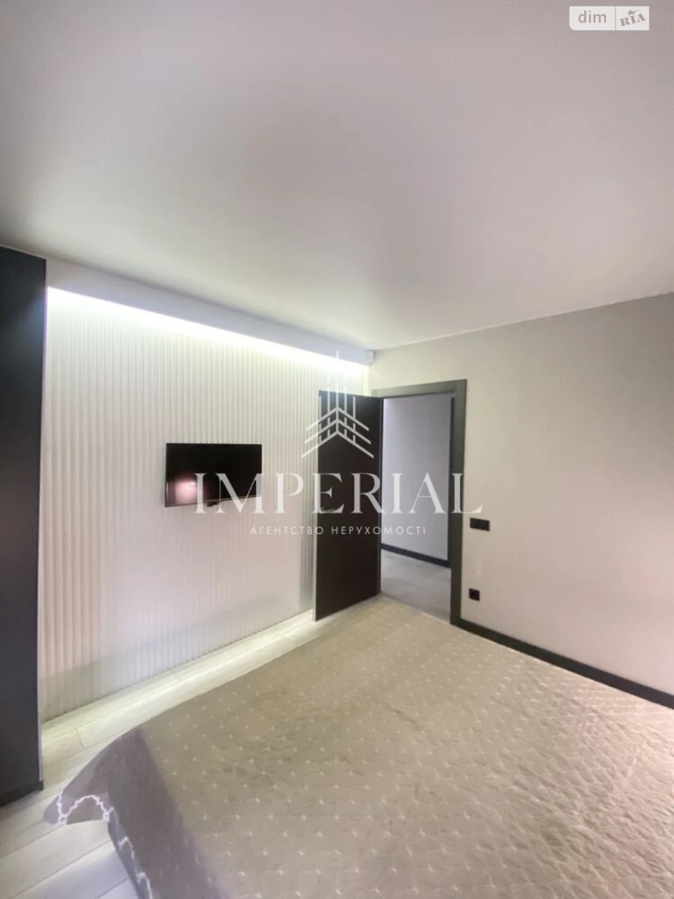 Long-Term Rental Apartment, Holosiiv