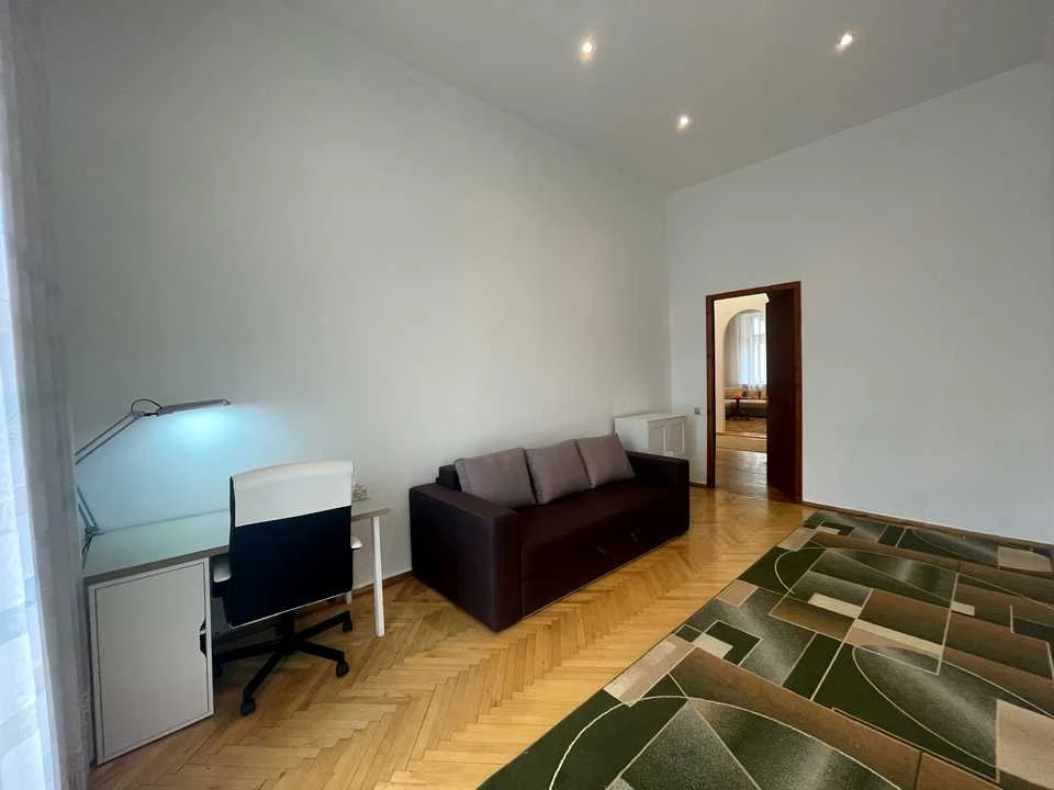 Apartment. Volodymyr Street, Kyiv