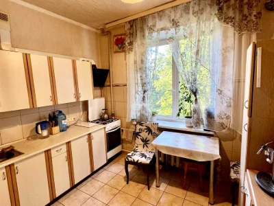 Apartment. Берестейський прос.