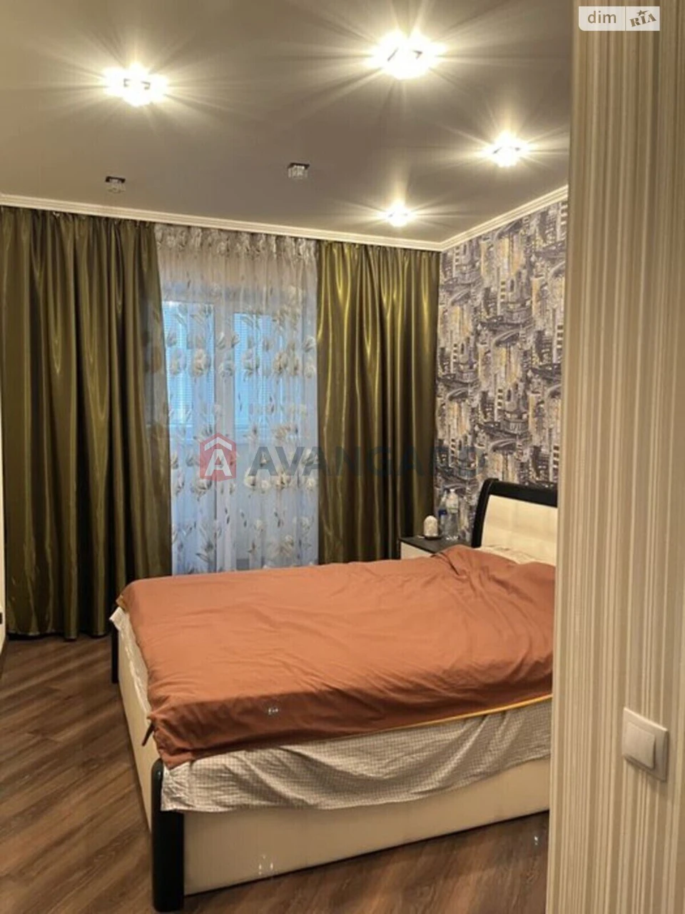 For sale Apartment Komunarsky