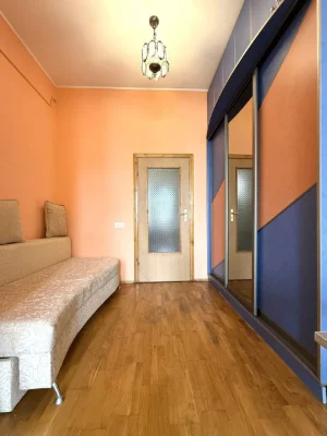 Продажа 1-комнатной квартиры, 38.4 кв.м, ул. Союза Украинок
