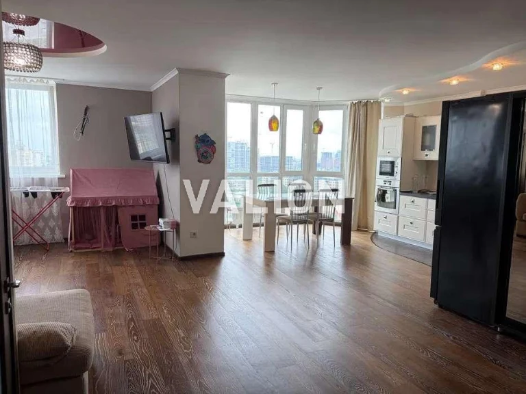 2-room apartment for sale, 1a Hetmana Vadyma St.