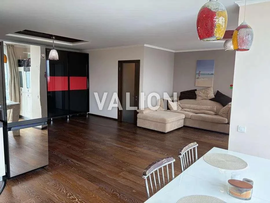 2-room apartment for sale, 1a Hetmana Vadyma St.