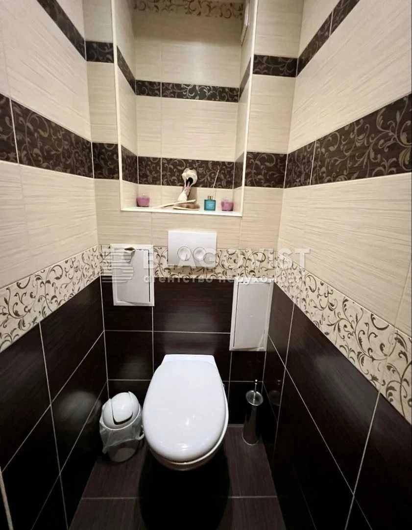 Sale of a 2-bedroom apartment on Petro Grigorenko Avenue 27