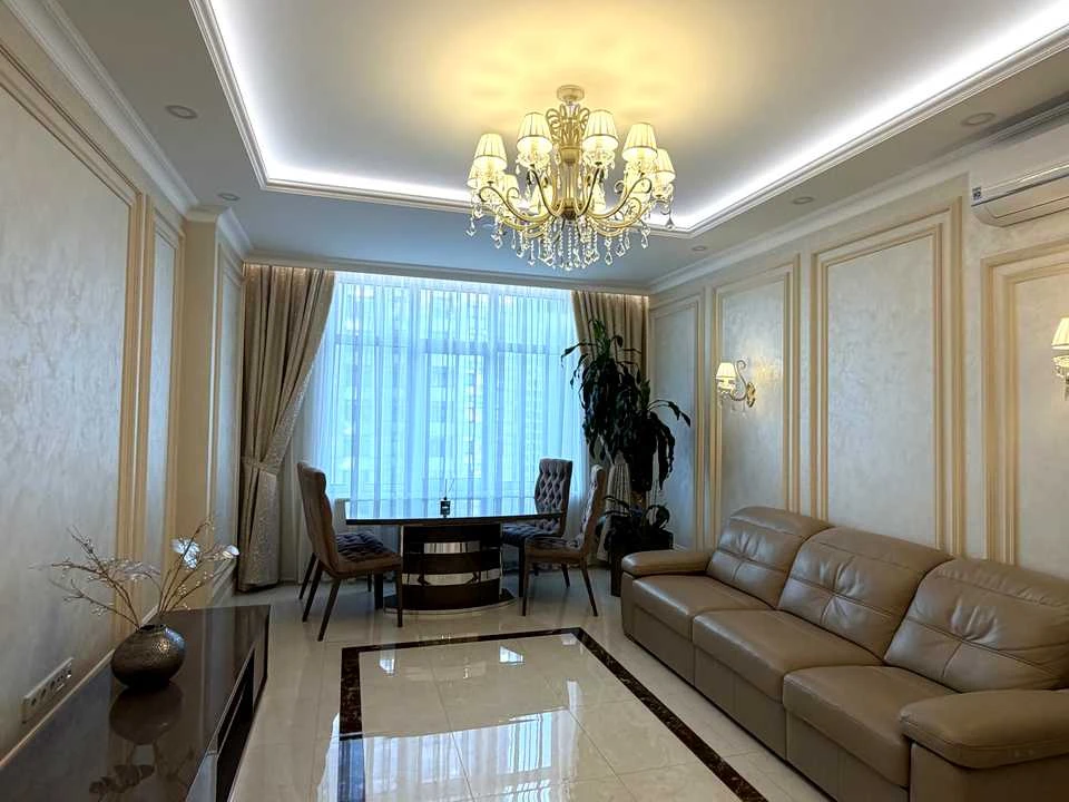 Квартира. Киев, улица Андрия Верхогляда
