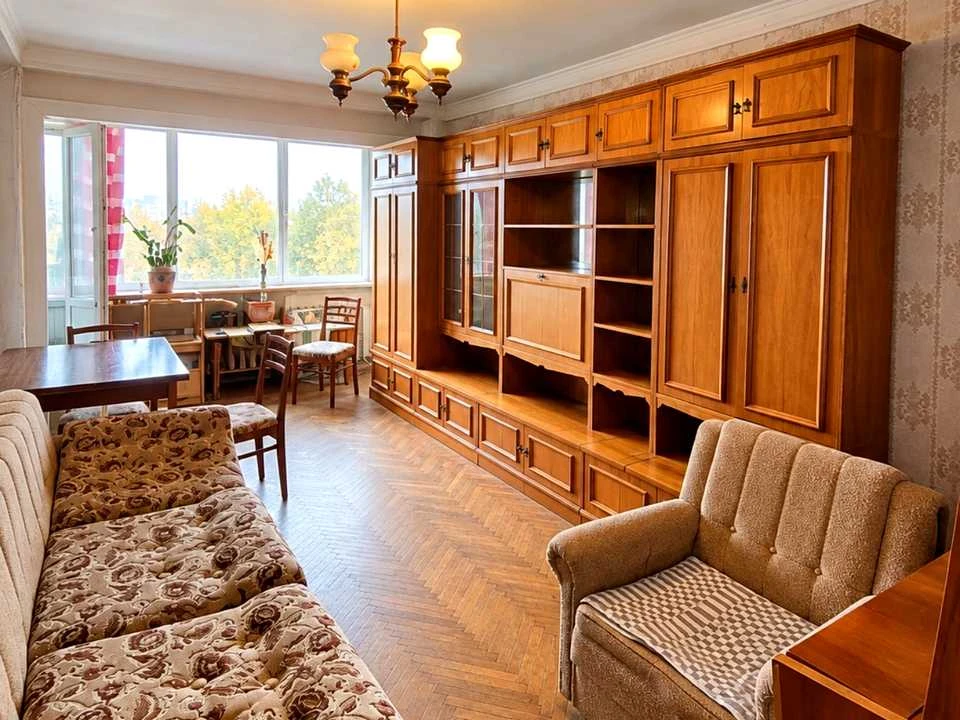 Квартира. Київ, проспект Павла Тичини