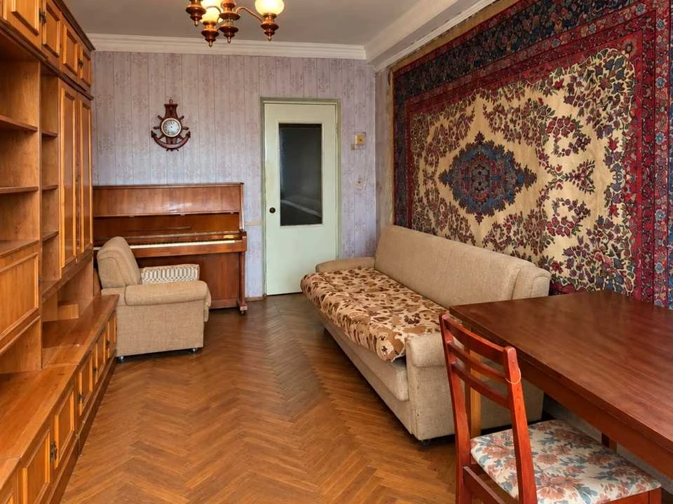 Квартира. Київ, проспект Павла Тичини