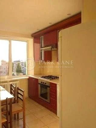Sale of a 2-bedroom apartment in Шевchenkivsky district