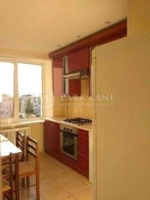 Sale of a 2-bedroom apartment in Шевchenkivsky district