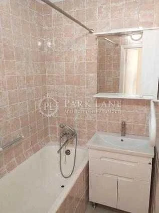 Sale of a 2-bedroom apartment in Шевchenkivsky district