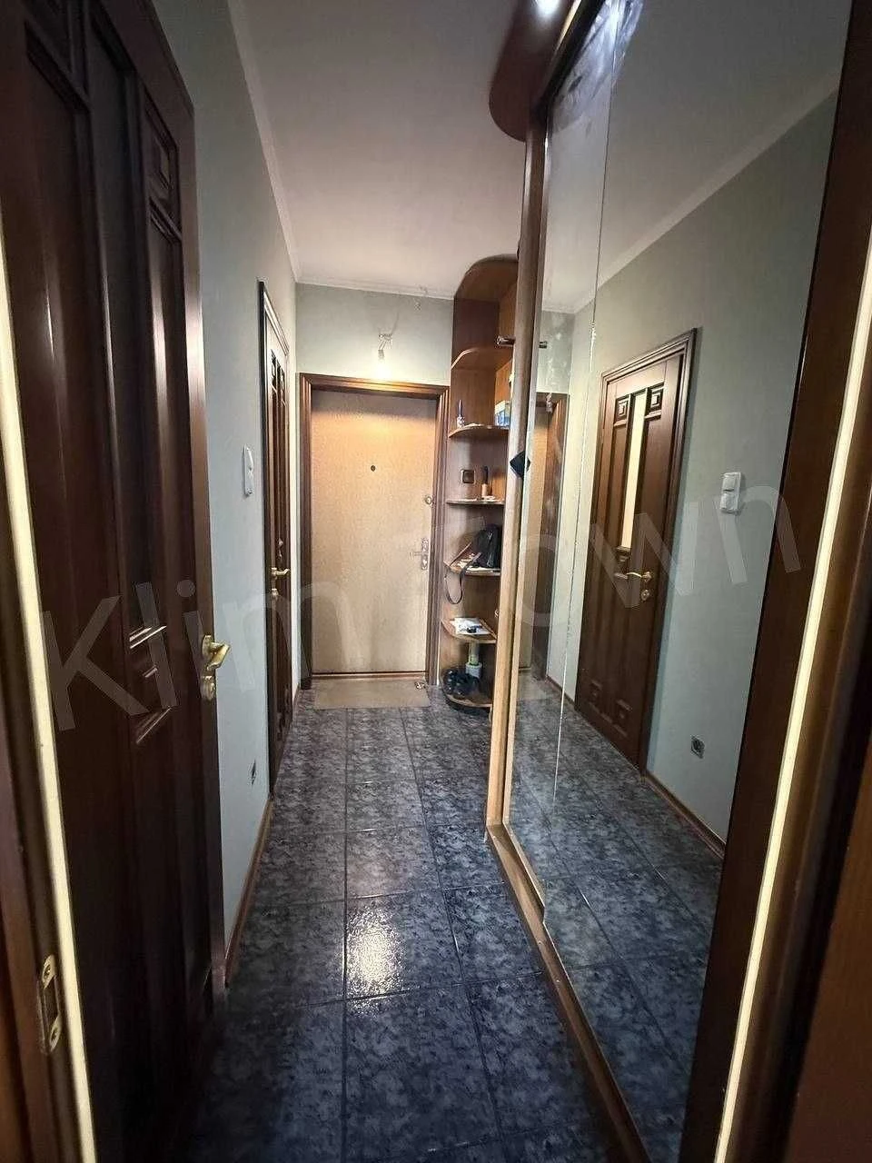 Продаж 1 кімнатної квартири по вулиці Княжий Затон, 2Б
