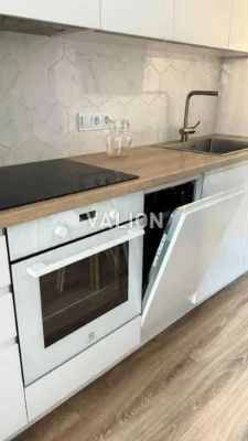 Продаж 1-к квартири вул. Ростиславська 5б