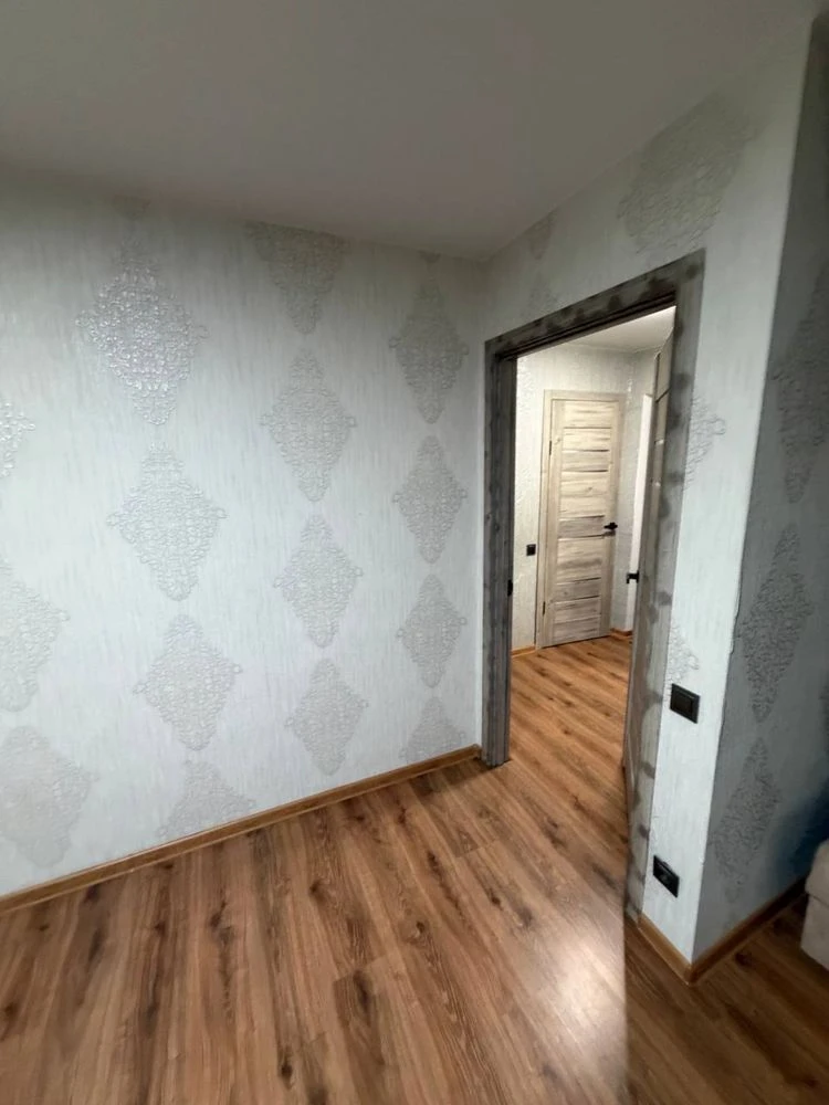 Продается 1-комнатная квартира, улица Уральская, Национальной Гва