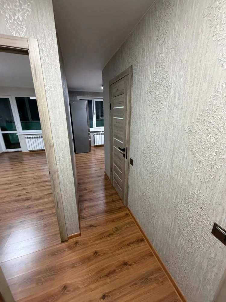 Продается 1-комнатная квартира, улица Уральская, Национальной Гва