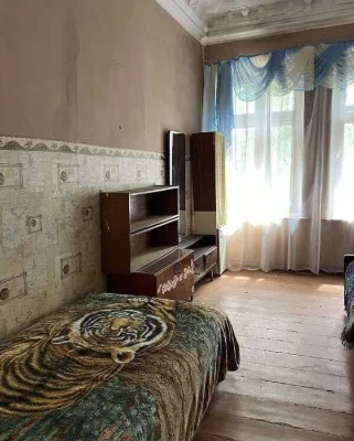 Продается 2-комнатная квартира на Молдаванке.