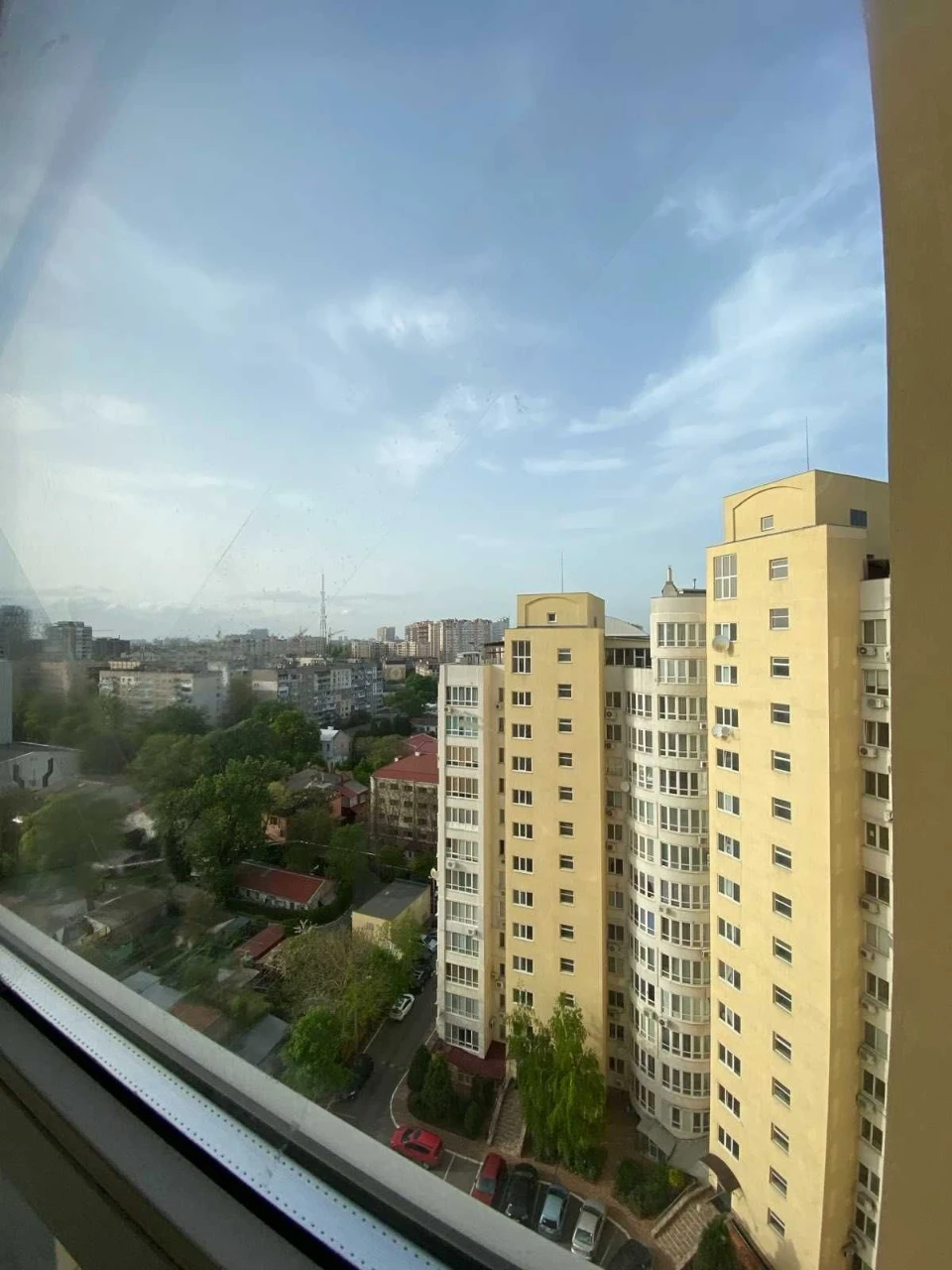 Продається квартира, вулиця Кленова
