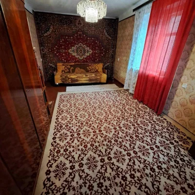Продам 1 ком. квартиру Космонавтов/ Генерала Петрова