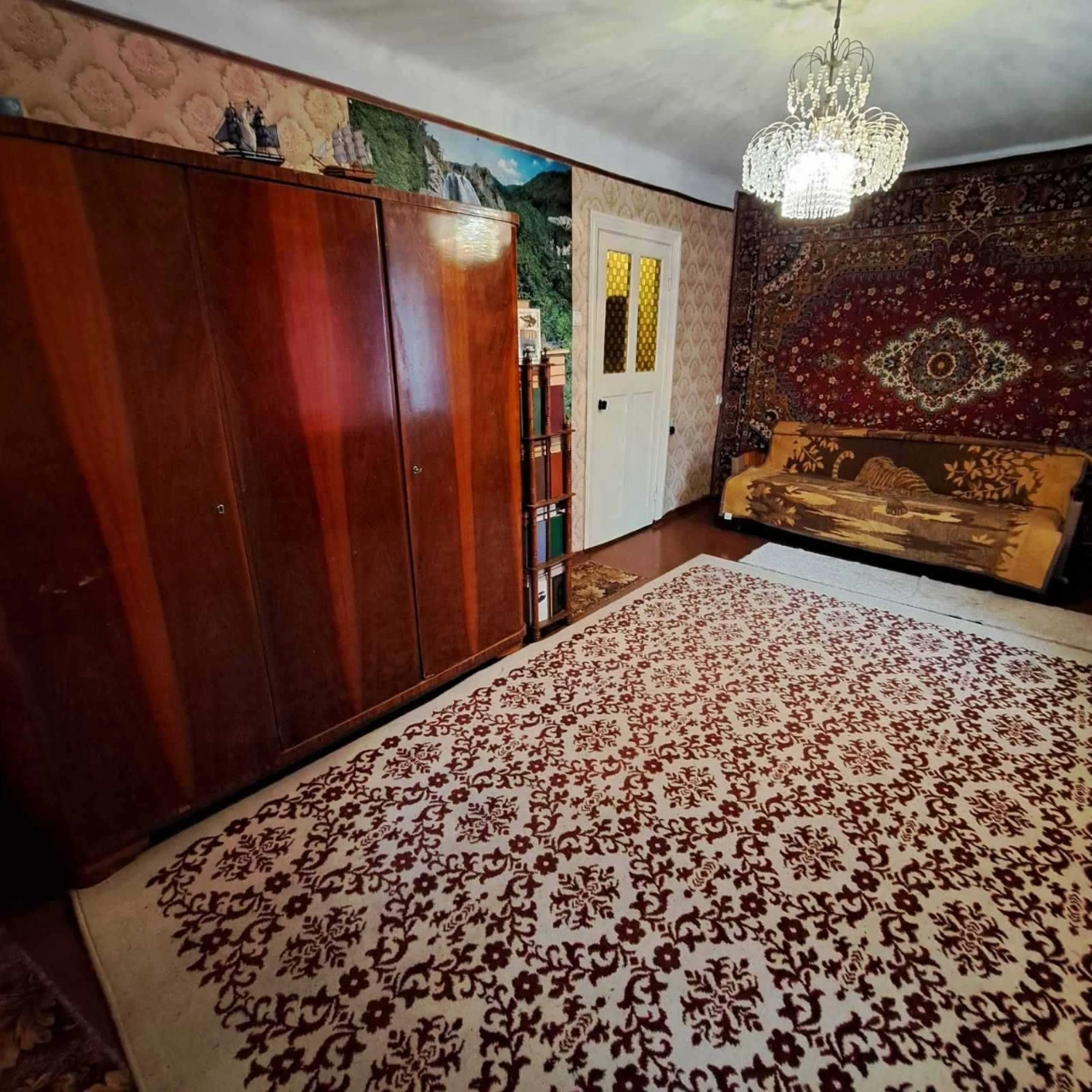 Продам 1 ком. квартиру Космонавтов/ Генерала Петрова