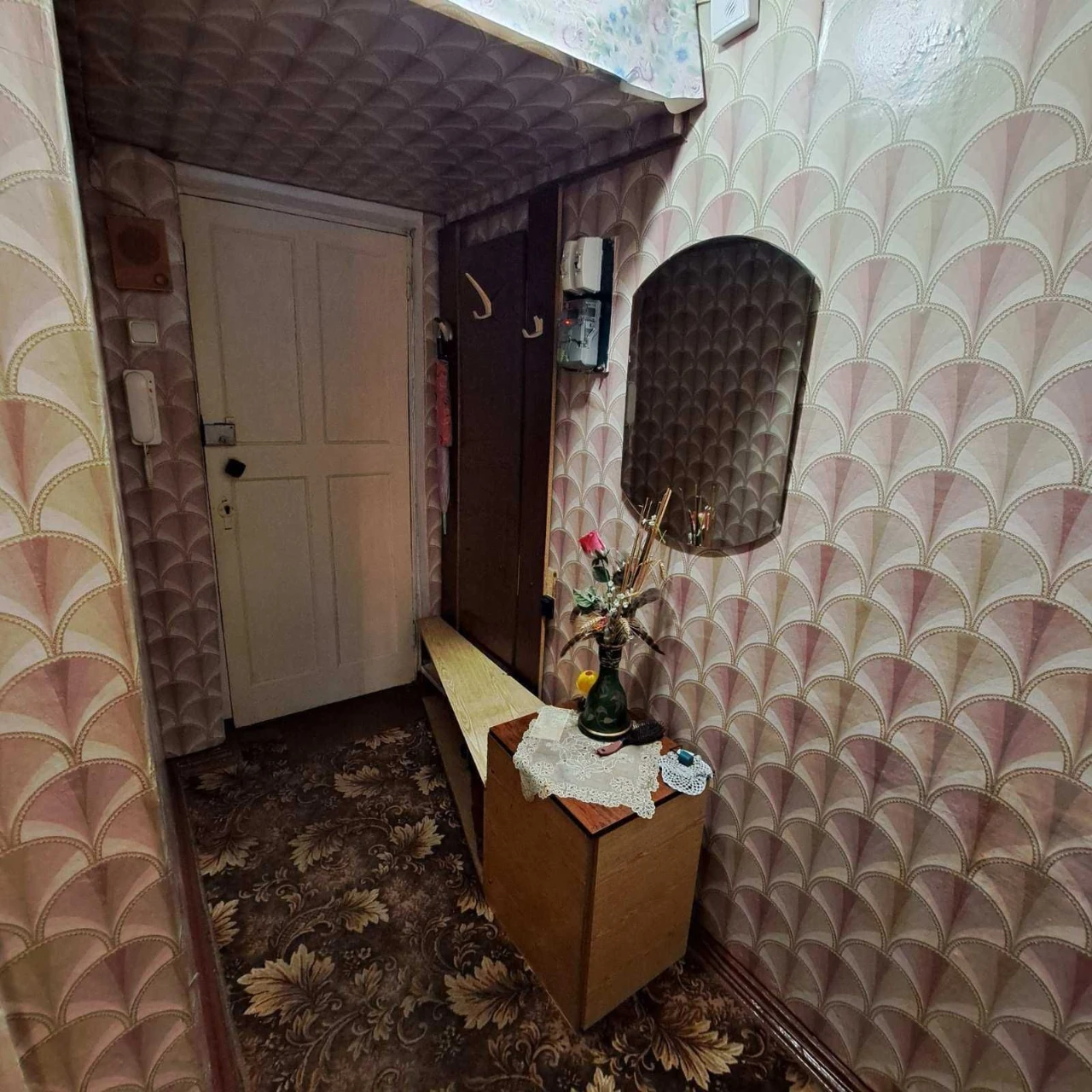 Продам 1 ком. квартиру Космонавтов/ Генерала Петрова