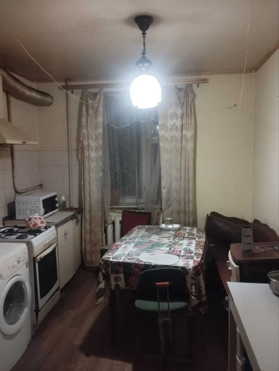 Продам просторную 5 комнатную квартиру
