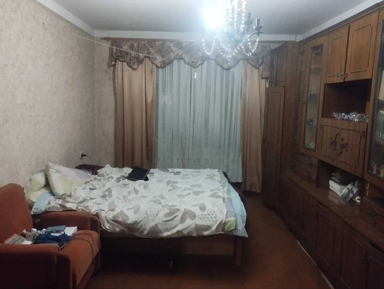Продам просторную 5 комнатную квартиру