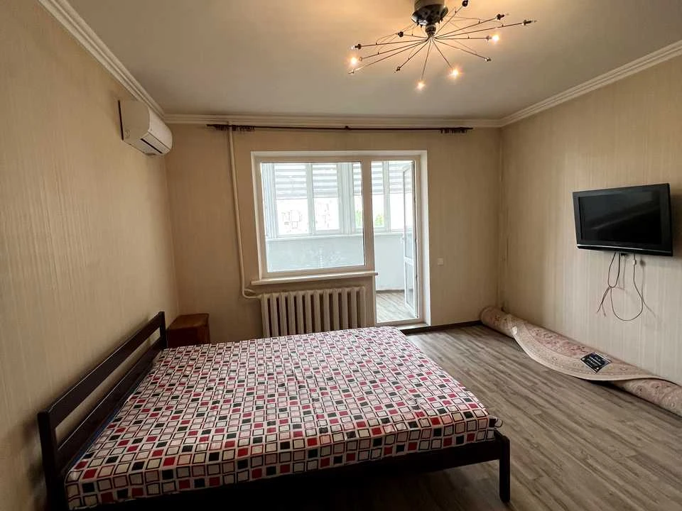 Apartment. Eugene Chikalenko Street, Odesa