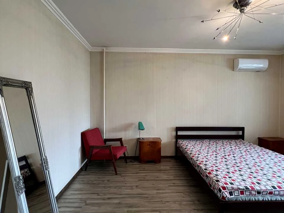 Apartment. Eugene Chikalenko Street, Odesa