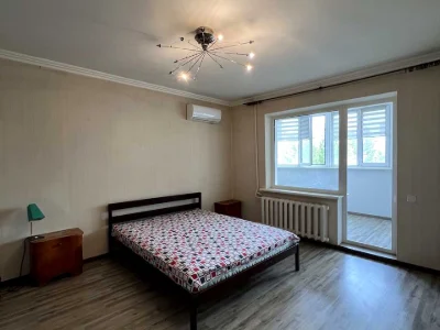 Apartment. Eugene Chikalenko Street, Odesa