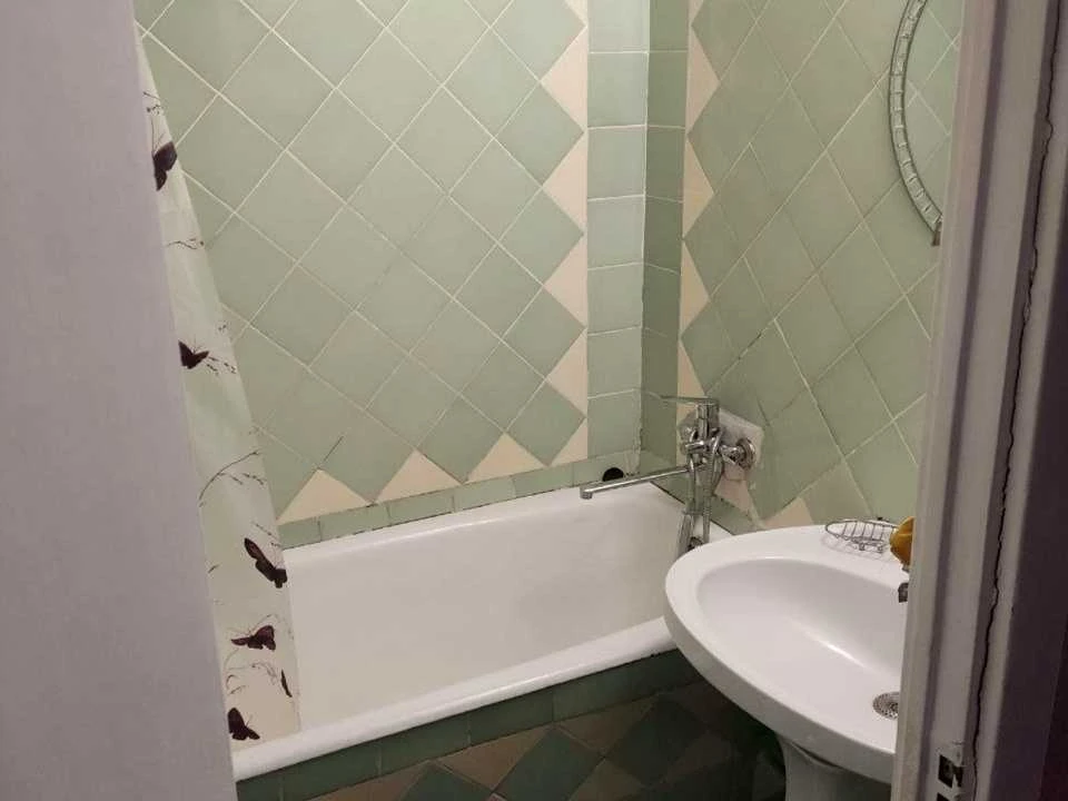 Apartment. Odessa, Inglezi Street