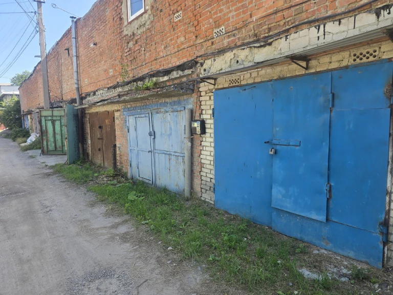 Продам гараж размером 94 м²