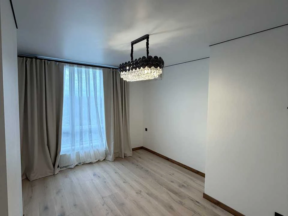 Квартира. Івано-Франківськ, вулиця Романа Левицького