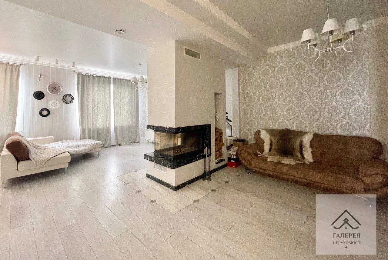 4 rooms, City Center, 5th floor, View of park