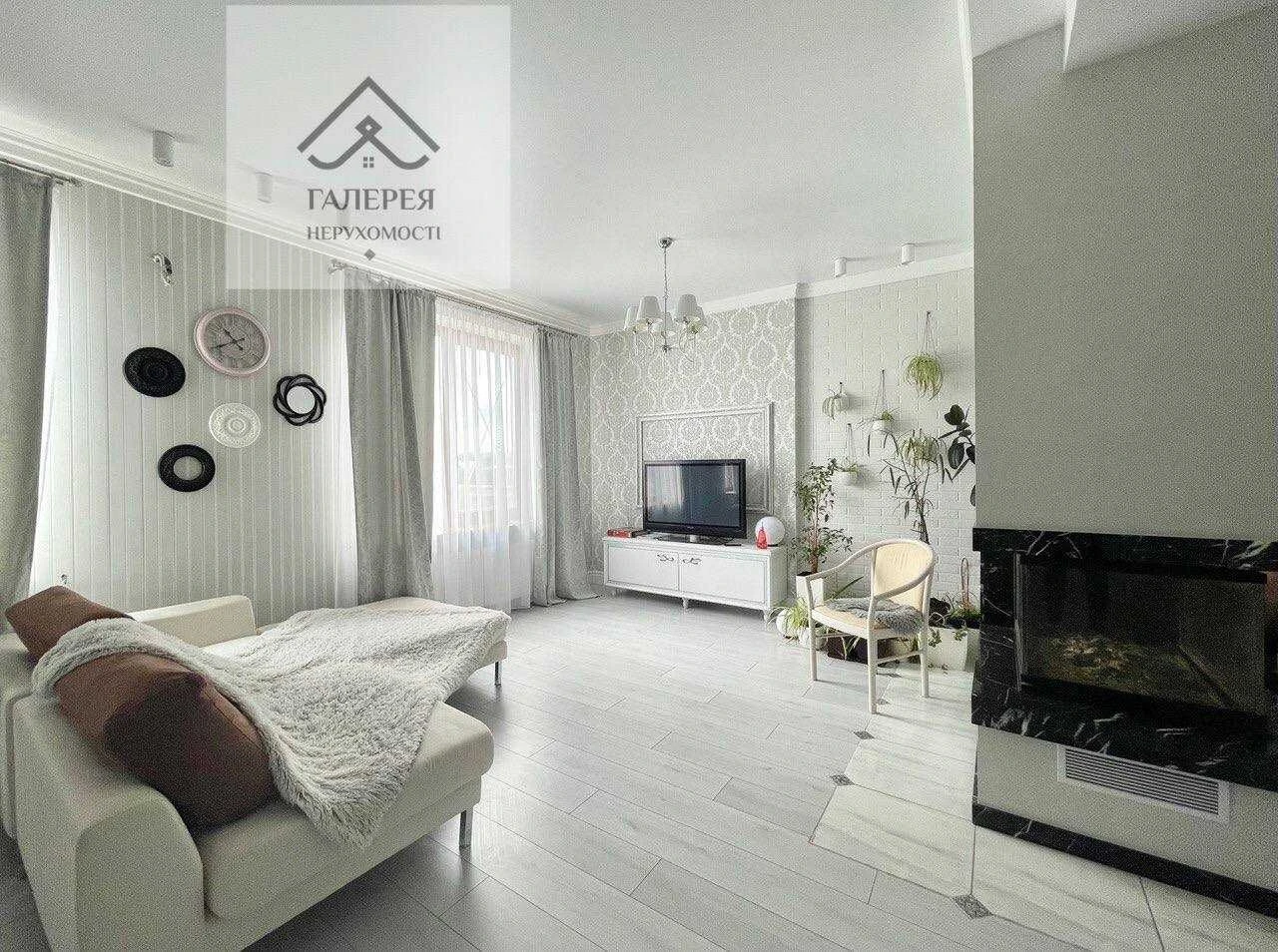 4 rooms, City Center, 5th floor, View of park