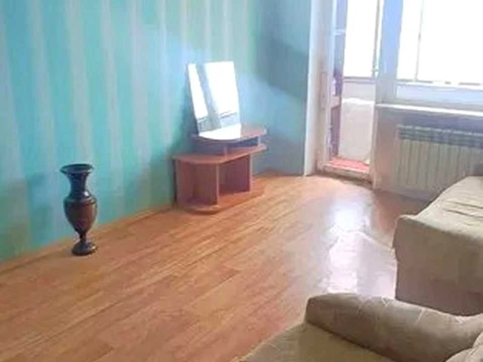 Apartment. Poltava, Yuri Pobidonostseva Blvd.