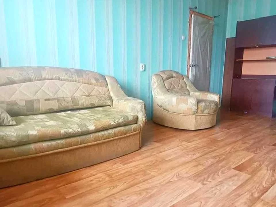Apartment. Poltava, Yuri Pobidonostseva Blvd.