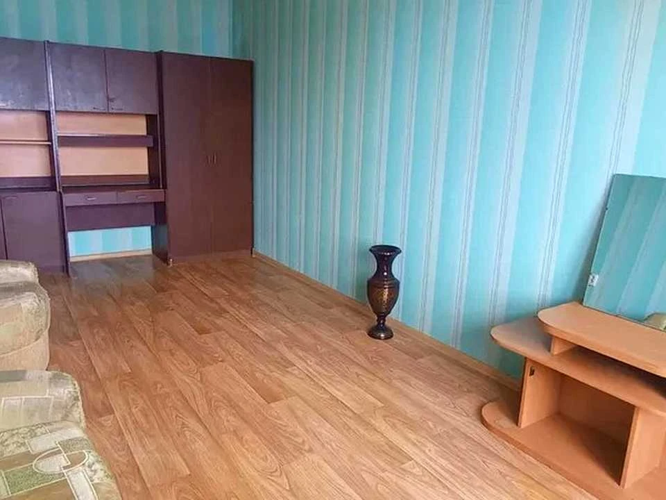 Apartment. Poltava, Yuri Pobidonostseva Blvd.