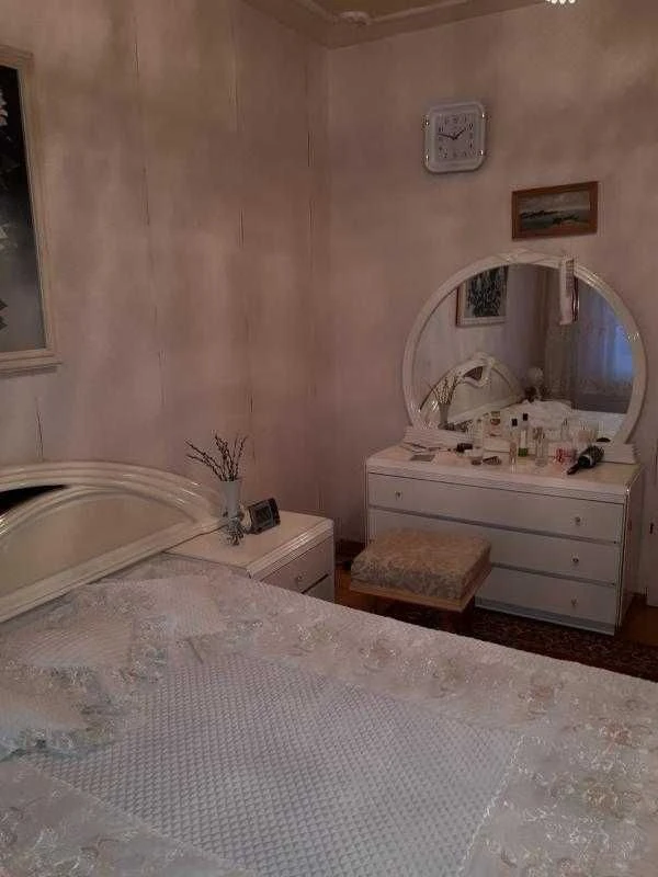 Продається 3-кімнатна квартира в 533 м/тр