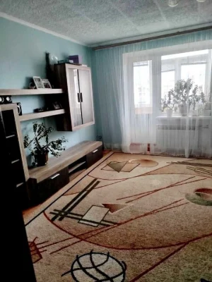 Продається 2-кімнатна квартира в районі Одеської, 3/5