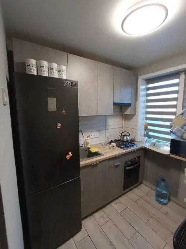 For Sale: 2-bedroom apartment, Salto area, Ukraine Shopping Mall
