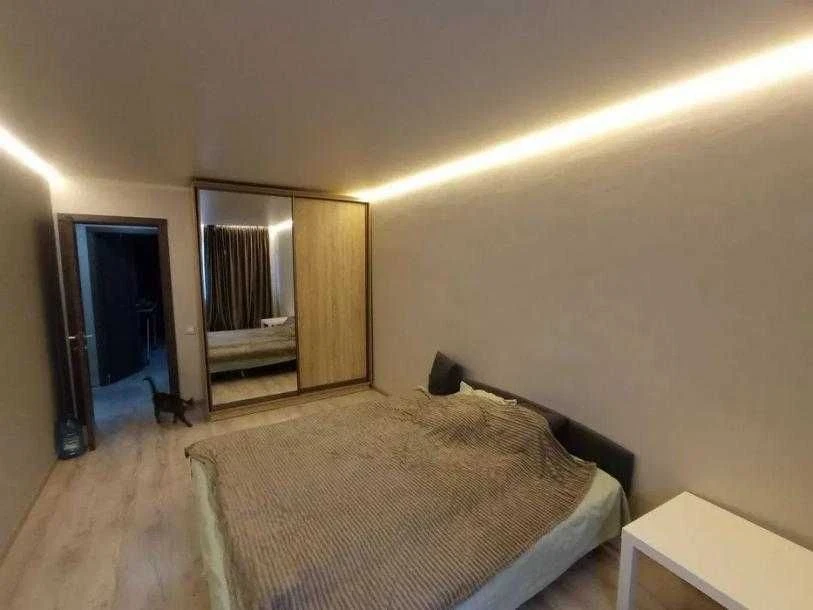 For Sale: 2-bedroom apartment, Salto area, Ukraine Shopping Mall