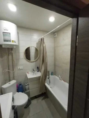 For Sale: 2-bedroom apartment, Salto area, Ukraine Shopping Mall