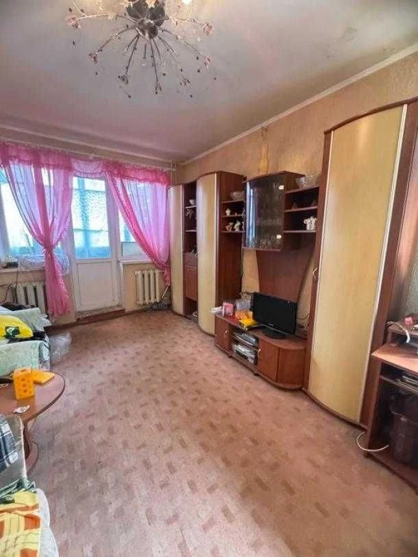 Продам 1 кімнатну квартиру у центрі ХТЗ