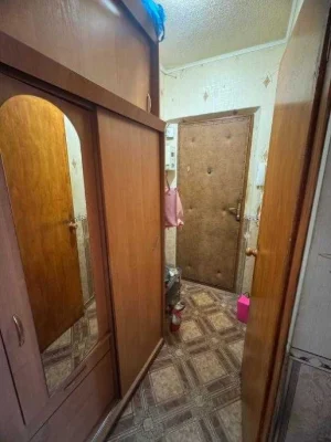 Продам 1 кімнатну квартиру у центрі ХТЗ