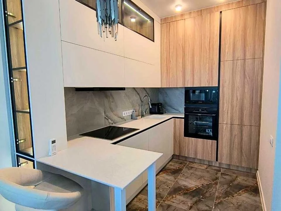 Apartment. Kyiv, Brestsky Prospect.