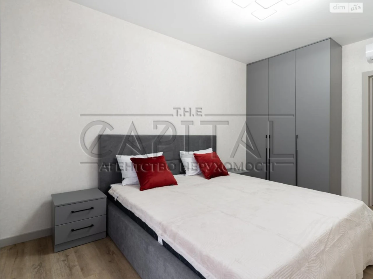 Long-Term Rental Apartment Dniprovsky