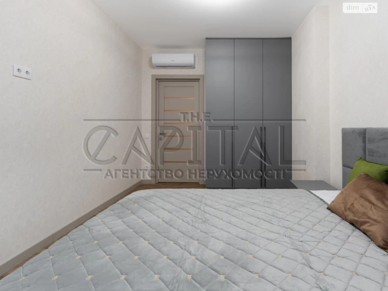 Long-Term Rental Apartment Dniprovsky