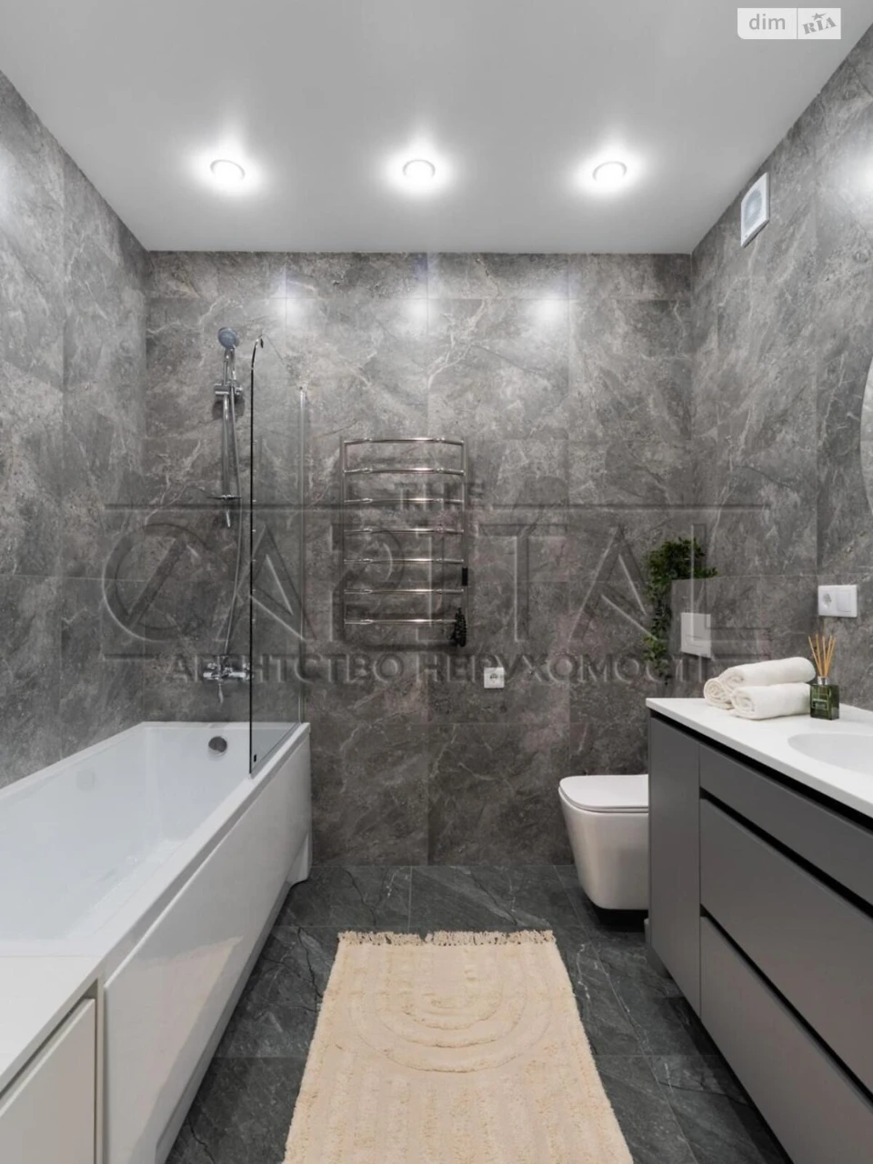 Long-Term Rental Apartment Dniprovsky
