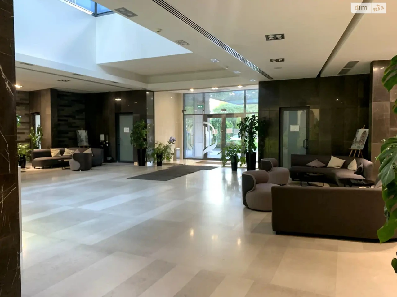 Long-Term Rental Apartment, Saperno Pole